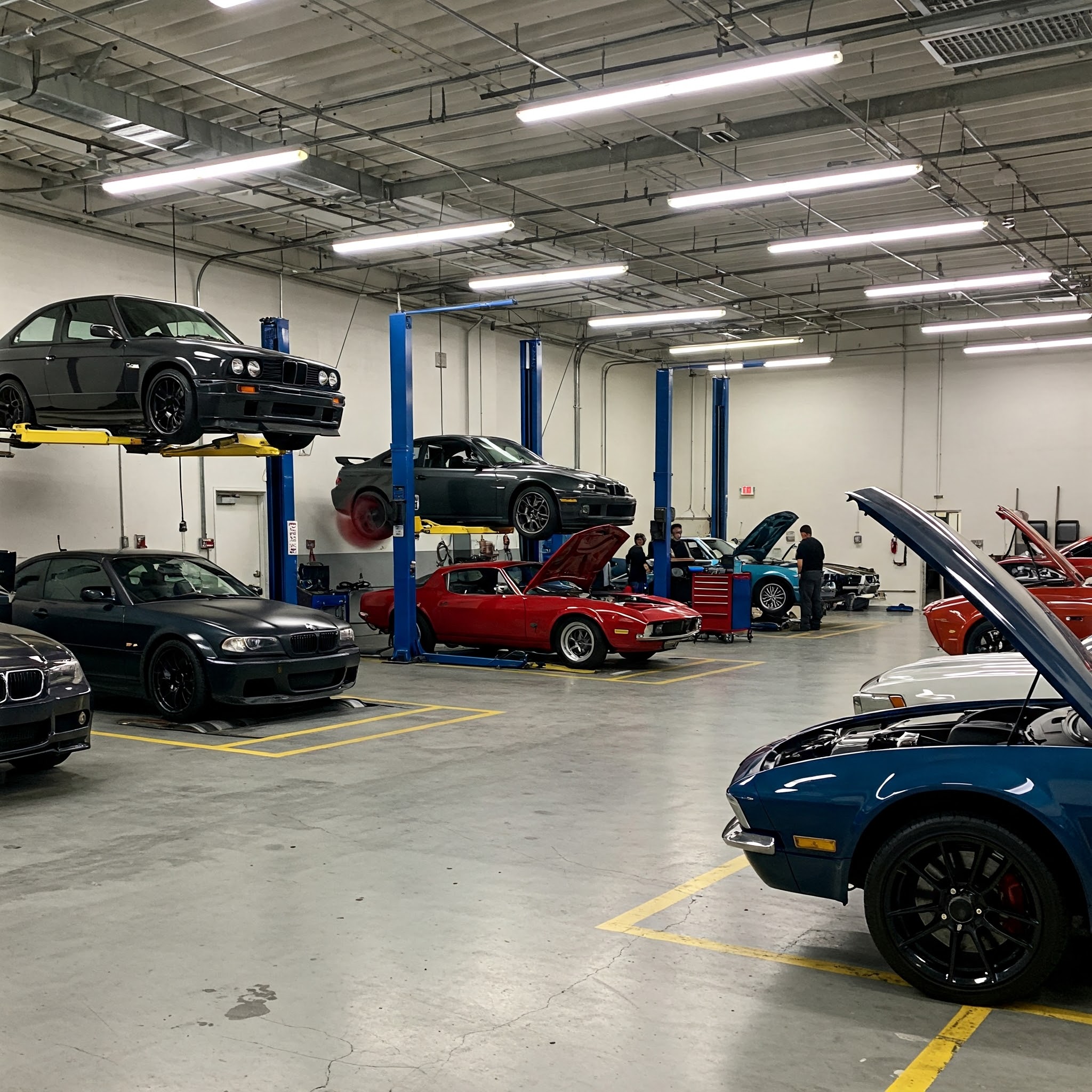 R2N United warehouse